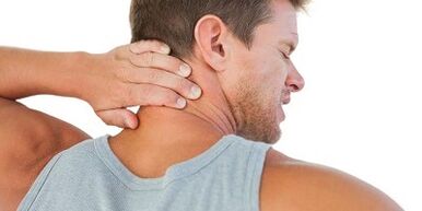 skauda kaklą su gimdos kaklelio osteochondroze